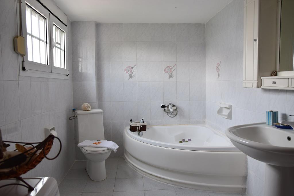 Villa Evi Amulianí Kültér fotó