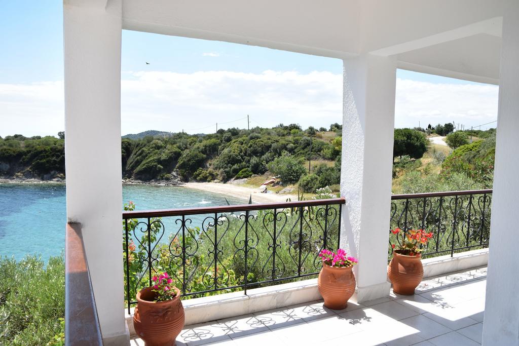 Villa Evi Amulianí Kültér fotó