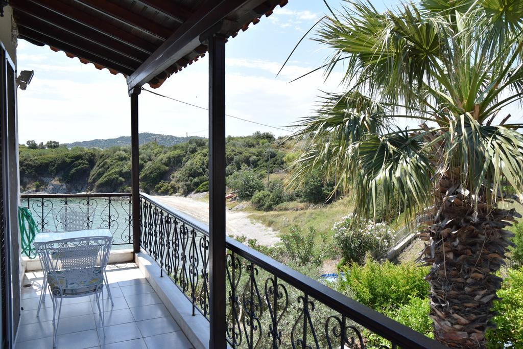 Villa Evi Amulianí Kültér fotó